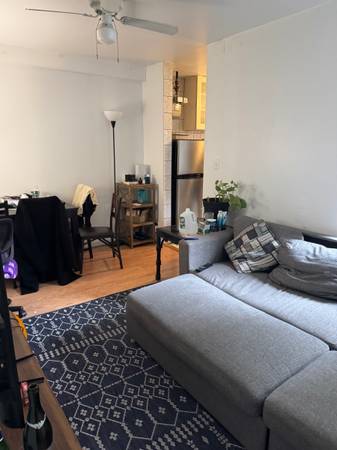 Listing photo 1 of 5