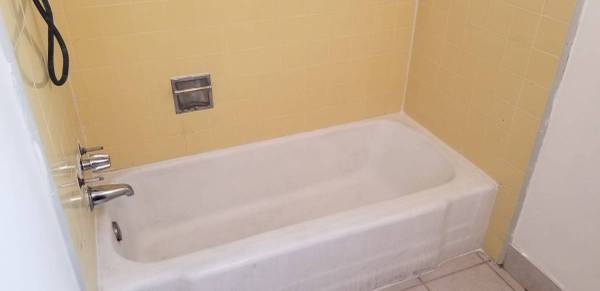 Listing photo 1 of 5