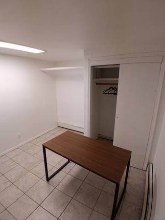 Listing photo 1 of 5