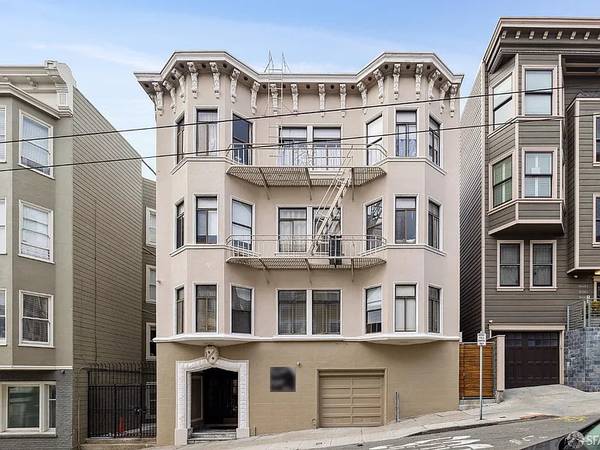Listing photo 1 of 5