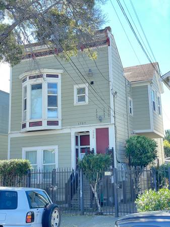 Listing photo 1 of 5