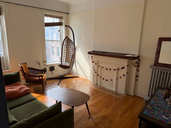 Listing photo 1 of 5