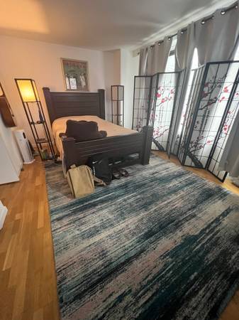 Listing photo 1 of 3