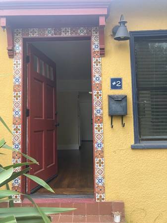 Listing photo 1 of 5