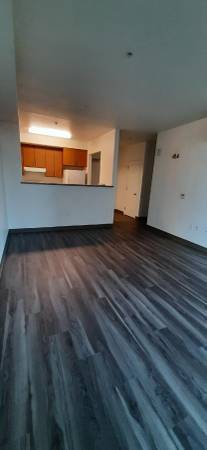Listing photo 1 of 3