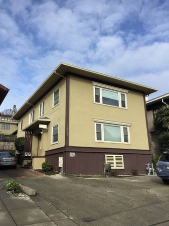 Listing photo 1 of 5