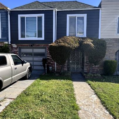 Listing photo 1 of 5