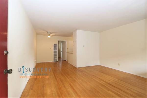 Listing photo 1 of 5