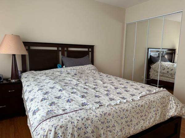 Listing photo 1 of 4