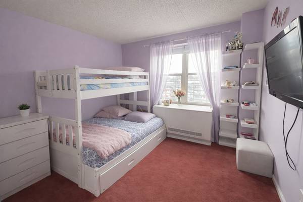 Listing photo 1 of 5