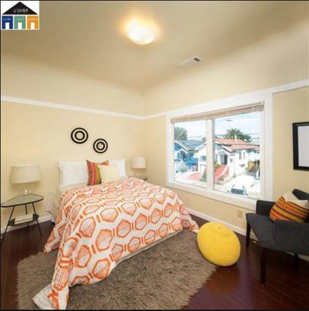 Listing photo 1 of 4