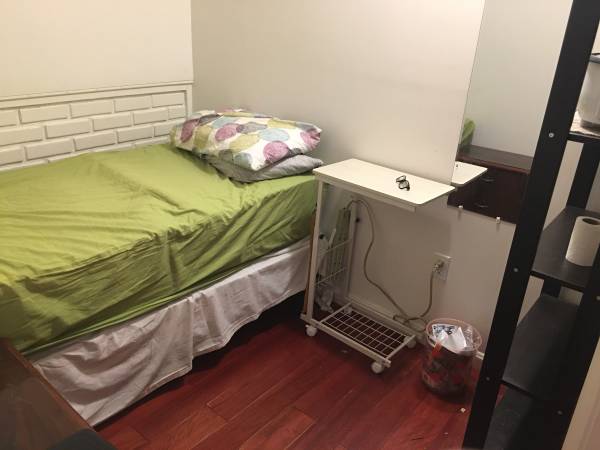 Listing photo 1 of 2