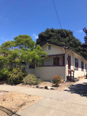 Listing photo 1 of 5