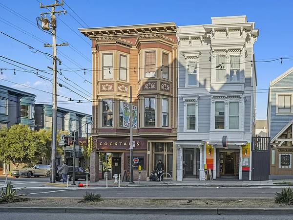 Listing photo 1 of 5