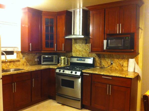 Listing photo 1 of 5