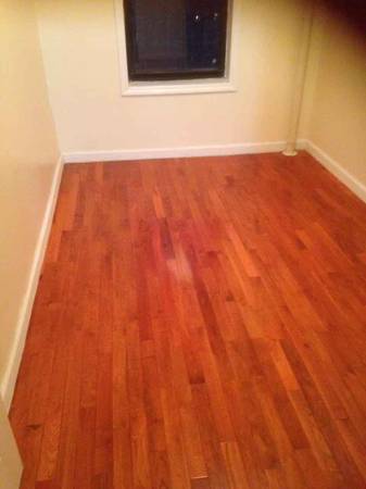 Listing photo 1 of 2