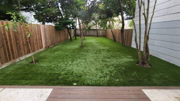 Listing photo 1 of 5