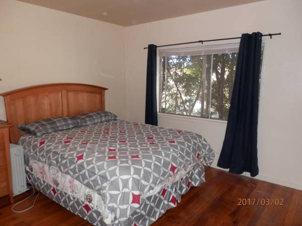 Listing photo 1 of 5