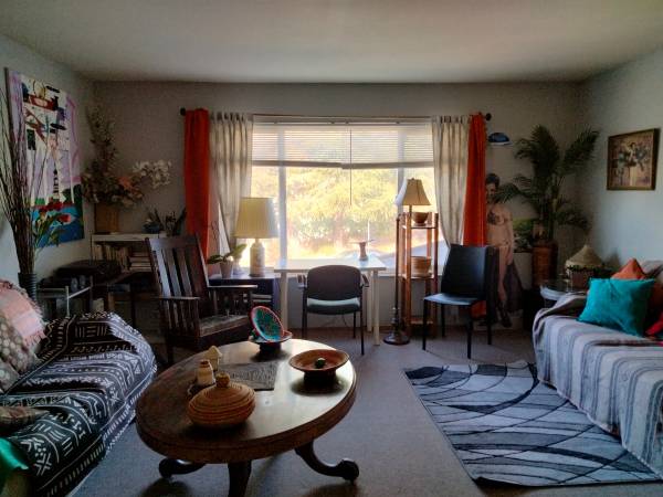 Listing photo 1 of 5