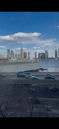 Listing photo 1 of 2