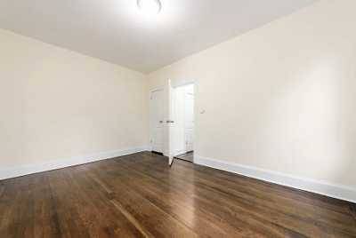 Listing photo 1 of 4