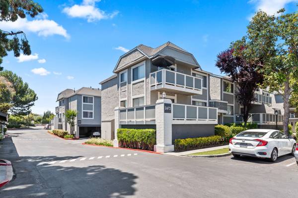 Listing photo 1 of 5