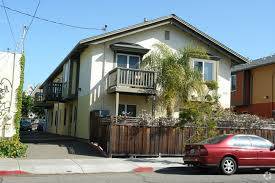 Listing photo 1 of 4