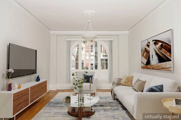 Listing photo 1 of 5
