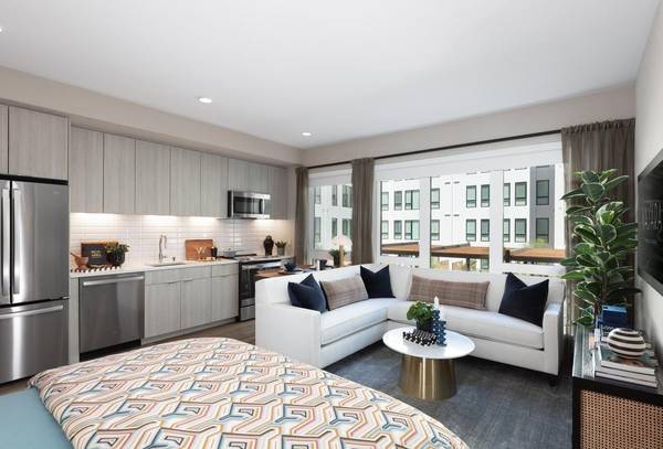 Listing photo 1 of 5