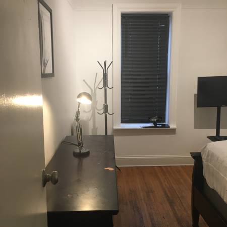 Listing photo 1 of 5