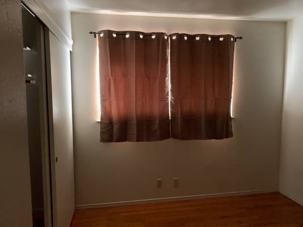 Listing photo 1 of 2