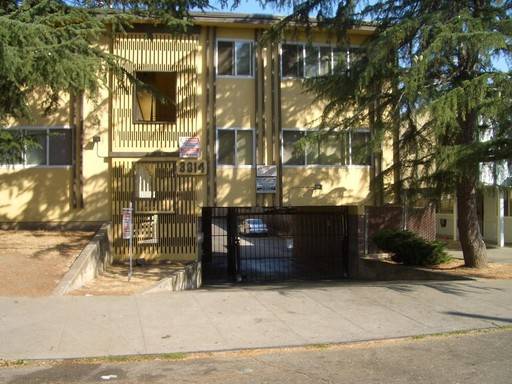 Listing photo 1 of 5