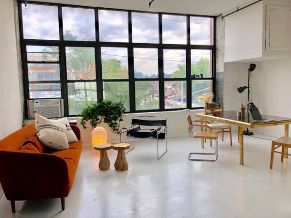 Listing photo 1 of 5