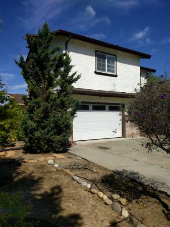 Listing photo 1 of 5