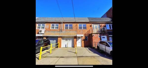 Listing photo 1 of 5