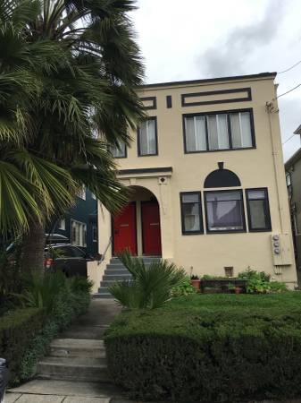 Listing photo 1 of 5