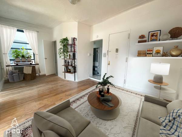 Listing photo 1 of 5