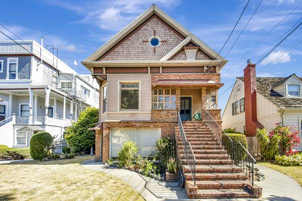 Listing photo 1 of 5