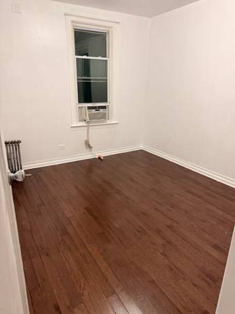 Listing photo 1 of 3