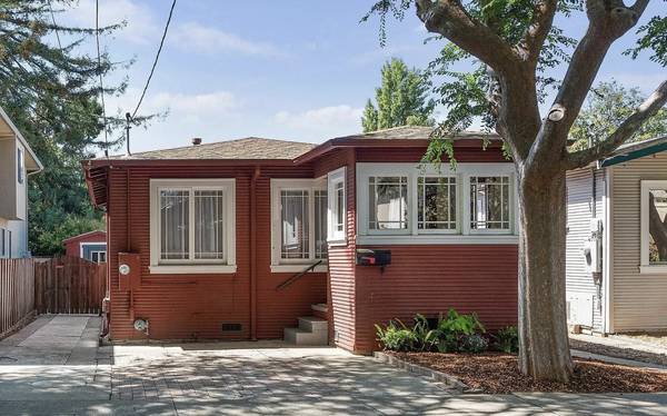 Listing photo 1 of 5