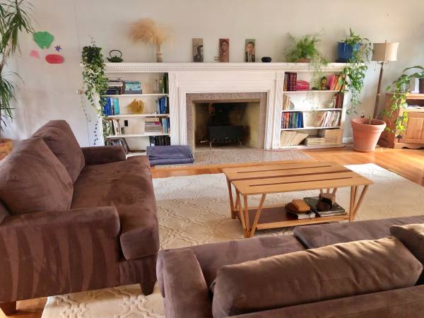 Listing photo 1 of 5