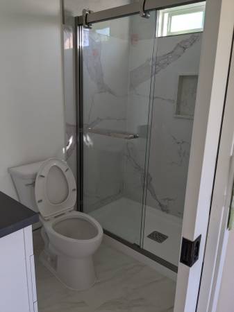 Listing photo 1 of 3