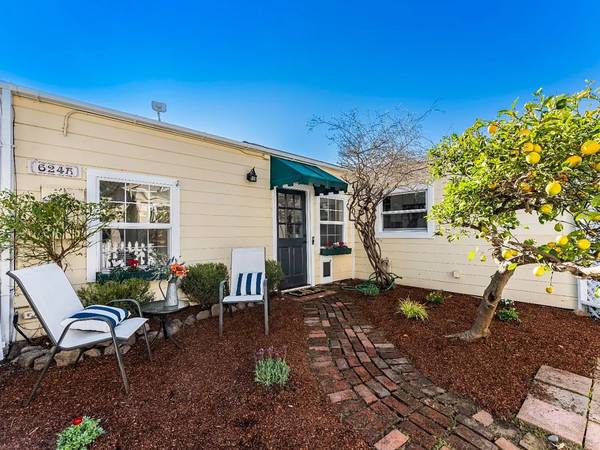 Listing photo 1 of 5