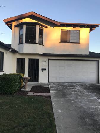Listing photo 1 of 5