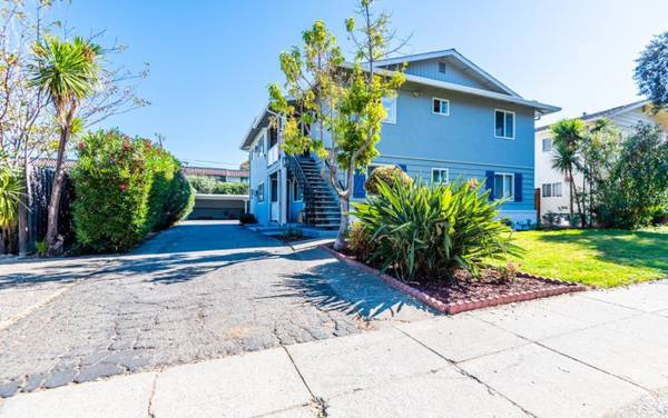 Listing photo 1 of 5
