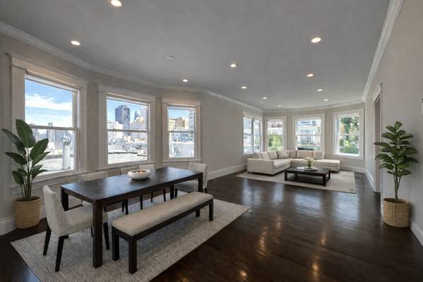 Listing photo 1 of 5