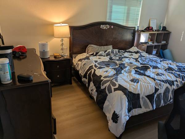 Listing photo 1 of 3