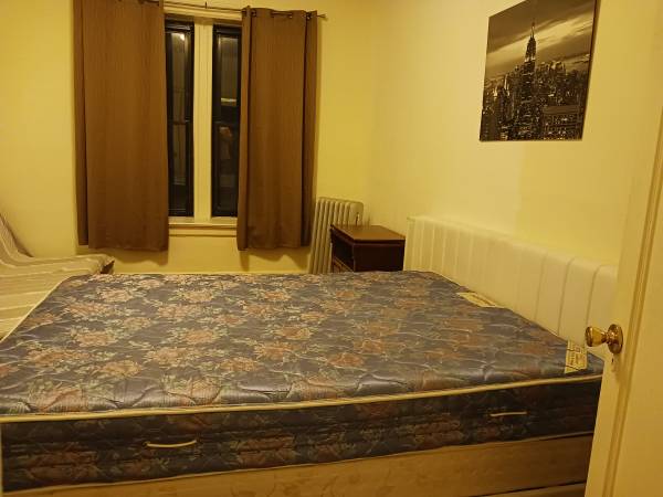 Listing photo 1 of 5