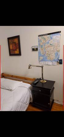 Listing photo 1 of 3