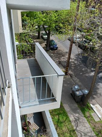 Listing photo 1 of 5